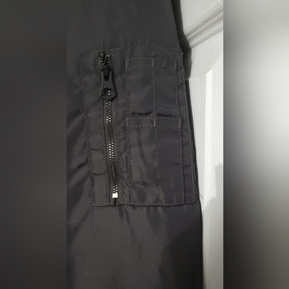 Weekday brand Bomber Jacket UK - Picture 6 of 13